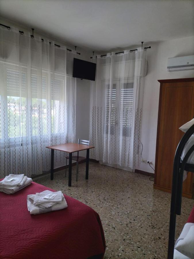 Affittacamere Mark Faenza Buitenkant foto