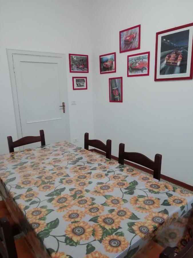 Affittacamere Mark Faenza Buitenkant foto