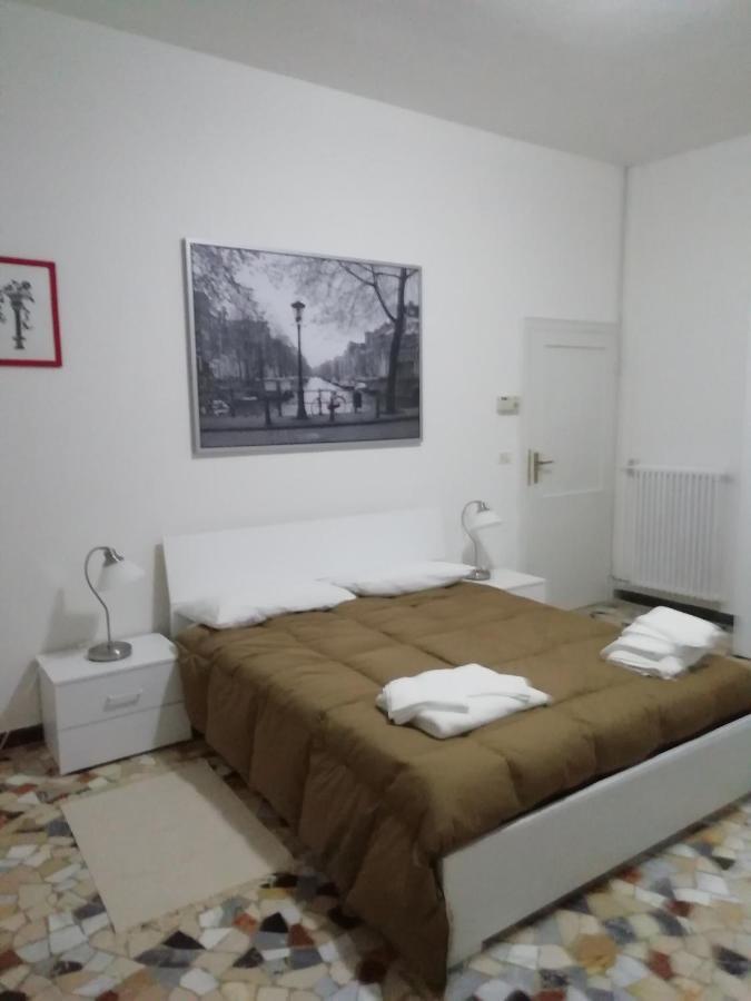 Affittacamere Mark Faenza Buitenkant foto
